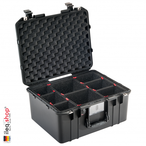 peli-1557-air-case-black-with-trekpack-divider-1-3