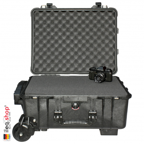 peli-1560m-case-mobility-version-black-1-3